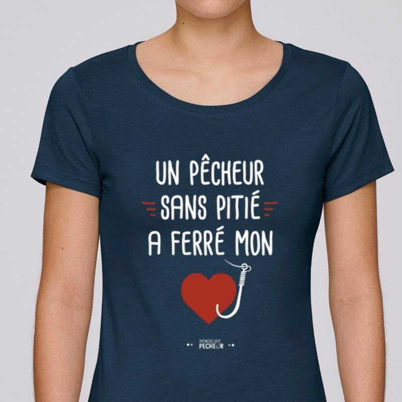 t-shirt femme pêcheuse humour - Un pêcheur a ferré mon cœur - bleu marine
